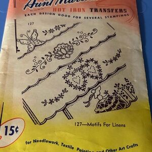 Vintage Aunt Martha’s Hot Iron Transfers. 127- Motifs For Linens